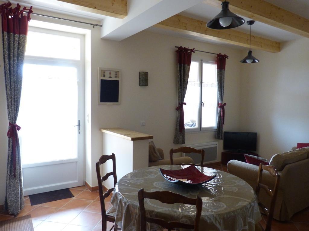 Gîte du Pagoulin - Gîte Hyères Chambre photo