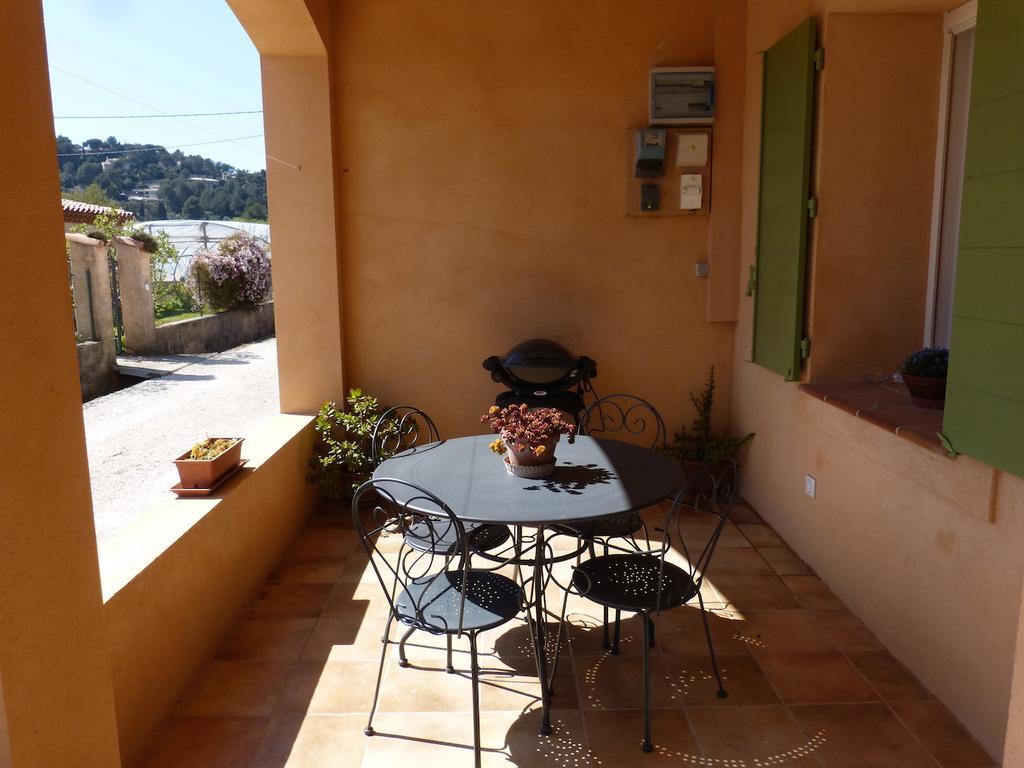 Gîte du Pagoulin - Gîte Hyères Extérieur photo